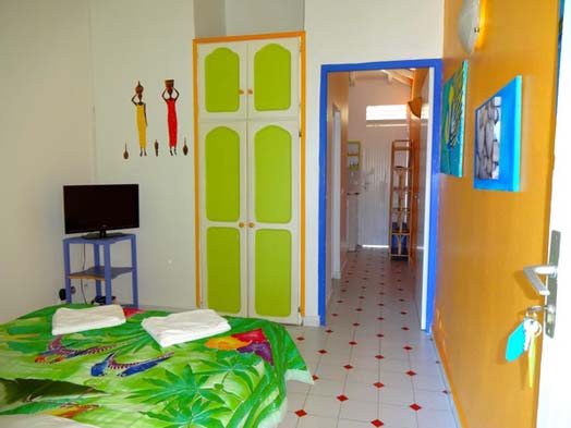 RESIDENCE BUGANVILLE