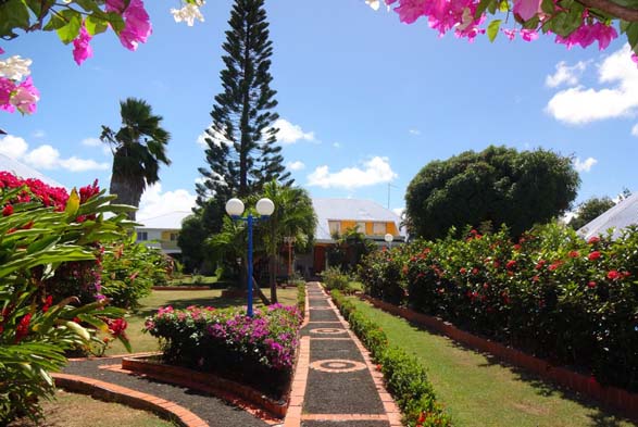 RESIDENCE BUGANVILLE