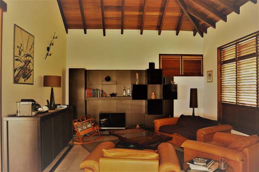 Villa Aurora
